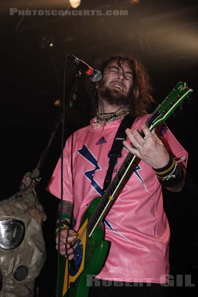 SOULFLY - 2006-03-19 - PARIS - Le Bataclan - 